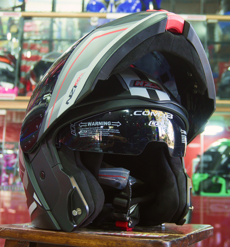 nzi-combi-3-cascos-lugano-motos-3x4-03-1x